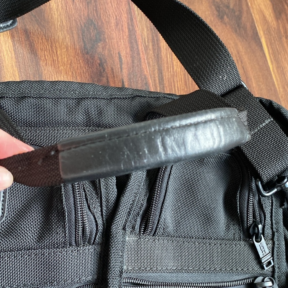 Tumi Ballistic Briefcase Soft Sided Bag - Picture 9 of 11